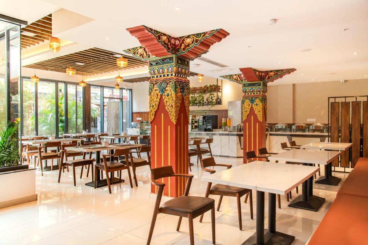 Mila Hotel Катманду Экстерьер фото