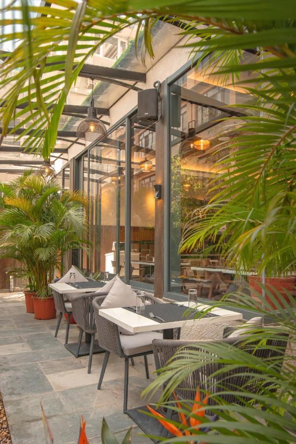 Mila Hotel Катманду Экстерьер фото